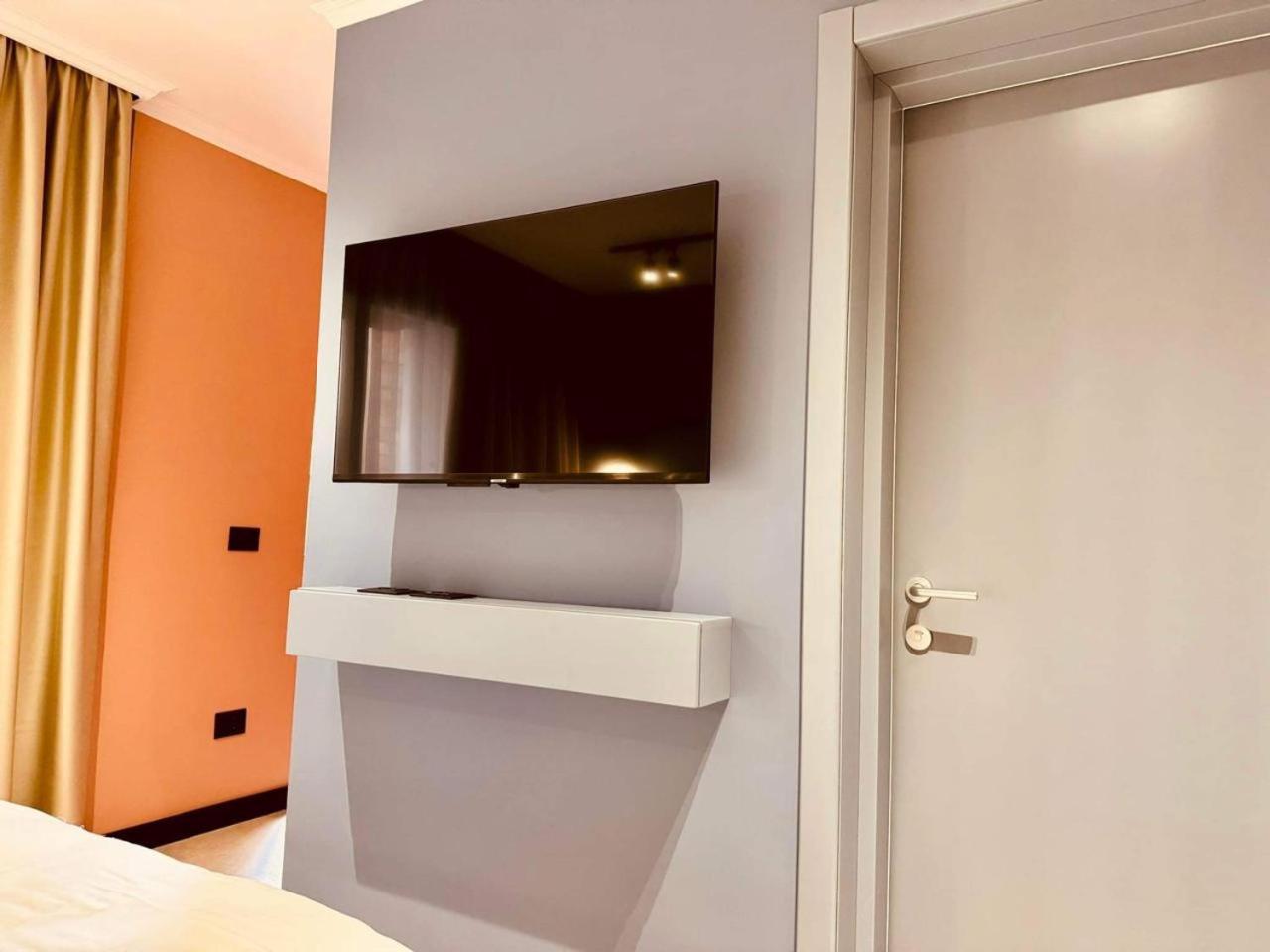 Lili'S Tirana Center Apartments Buitenkant foto